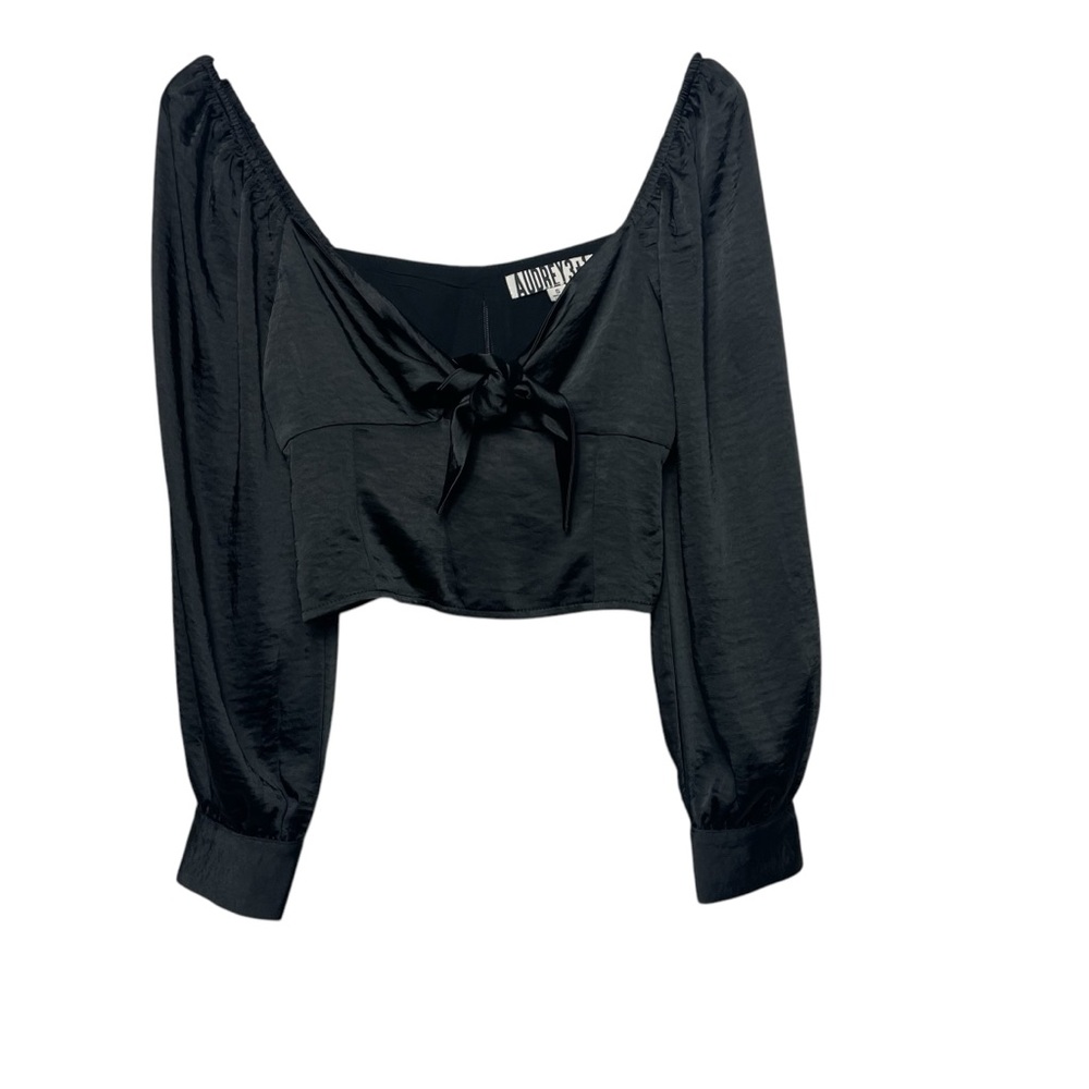 Audrey 3+1 Black‎ Crop Top